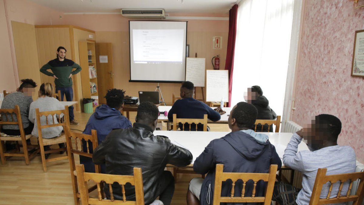 Menores usuarios del centro leridano Jardins del Segrià.