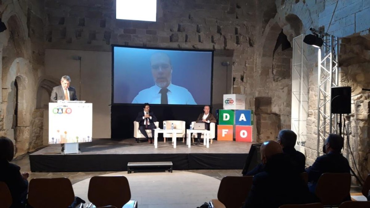 Una de les ponències d’innovació i empresa a la Seu Vella.