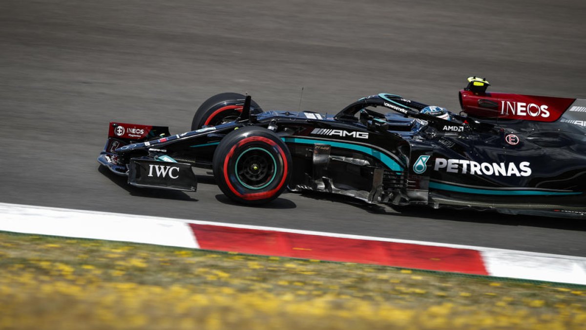 Bottas, durante la sesión de ayer en la que logró la ‘pole’.