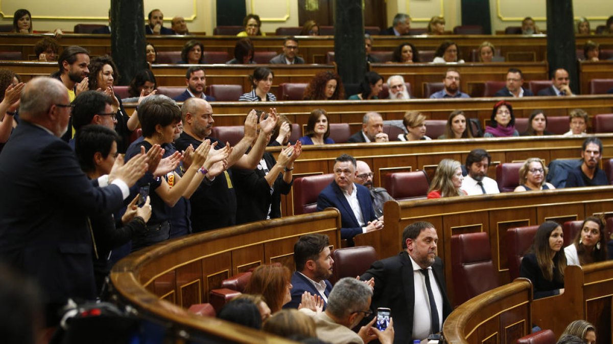 Els juraments dels independentistes provoquen la primera picabaralla al Congrés
