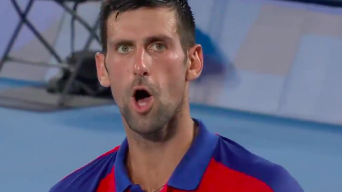Djokovic perd els nervis en un partit i Twitter li recrimina el que li va dir a Biles