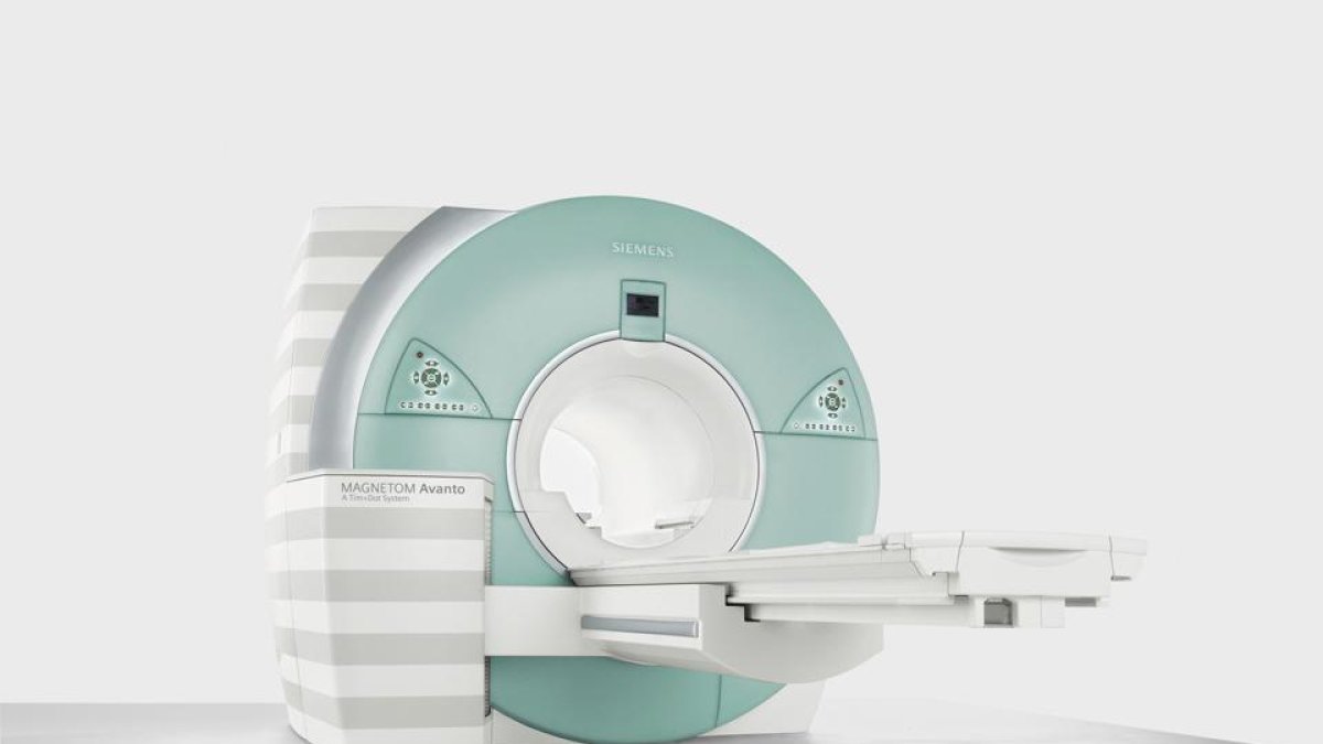 Modelo de un equipo de resonancia magnética de Siemens.