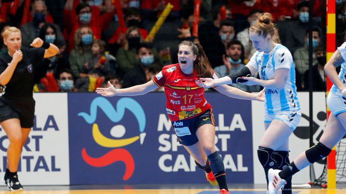 Jennifer Gutiérrez celebra l’únic gol que va marcar ahir al combinat argentí.