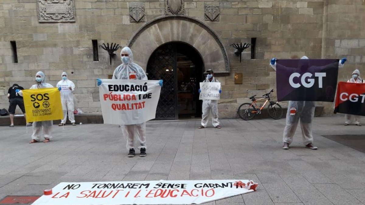 La manifestación tuvo lugar en la plaza Paeria de Lleida.