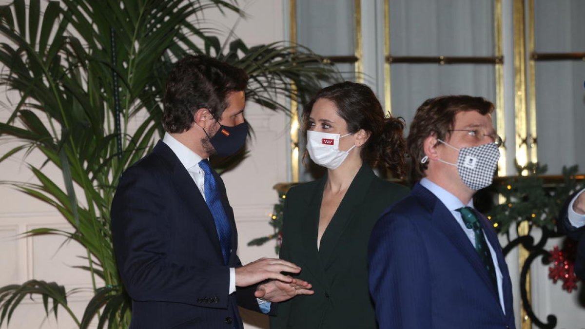 Casado y Ayuso.