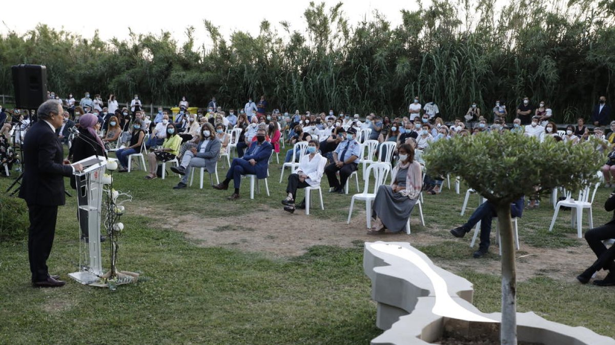 El presidente de la Generalitat, Quim Torra, y la delegada del Gobierno central en Catalunya, Teresa Cunillera, asistieron al acto.