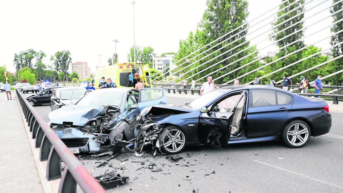 El accidente se produjo el viernes sobre las 19.30 horas en el puente de Príncep de Viana.