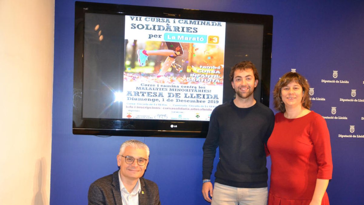 Jordi Latorre, Marcel Mor i Ester Roure, ahir durant la presentació de la prova.