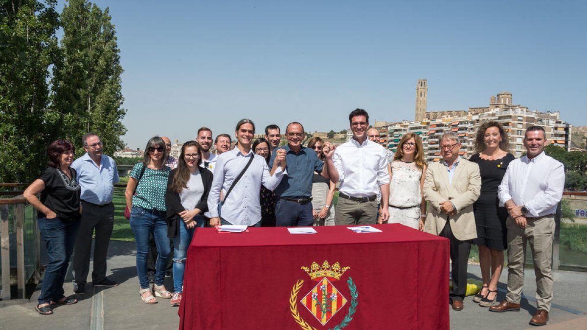 ERC, JuntsxCat i el Comú signen el pacte de govern municipal a Lleida