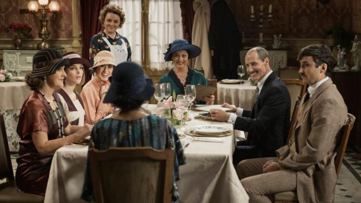 Una escena de la sèrie, que s’inspira en les grans ficcions britàniques.