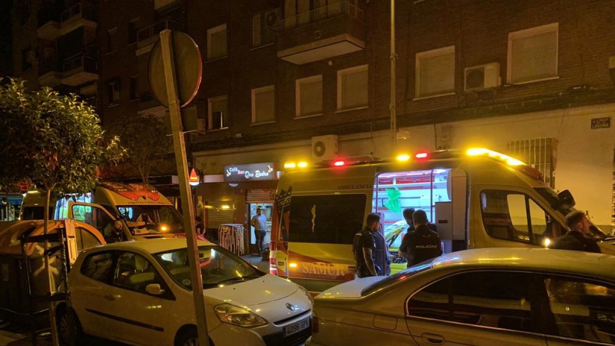 Ferit un jove en una baralla a Madrid