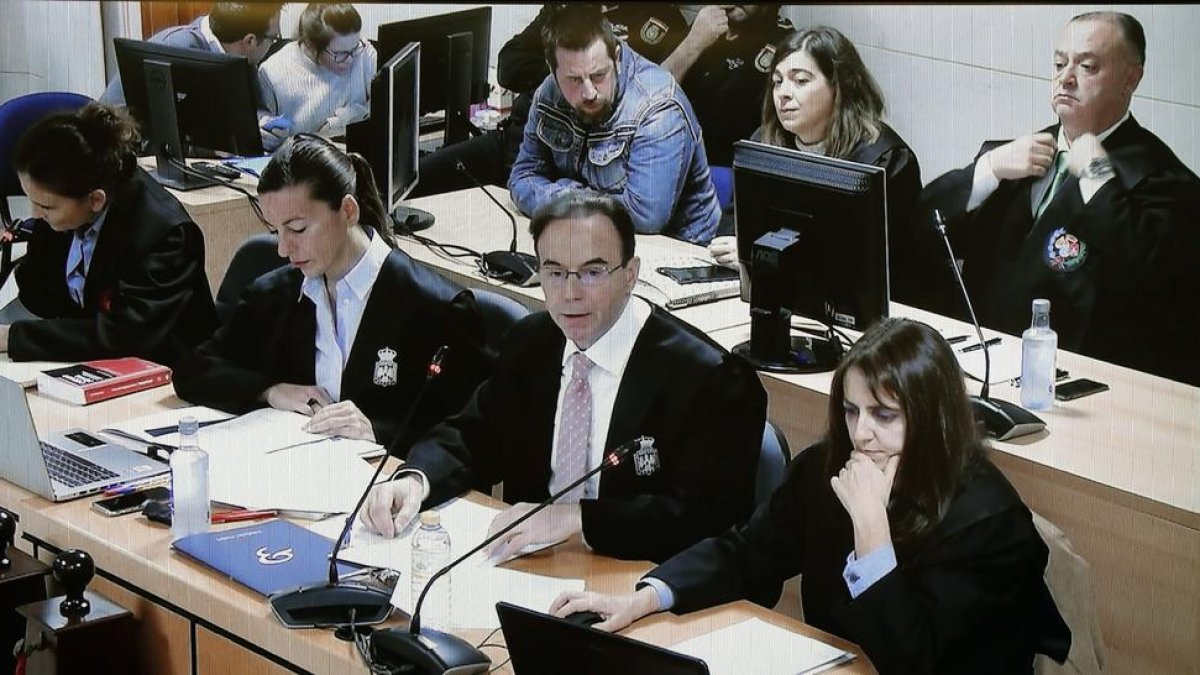 Un momento de la sesión de ayer del juicio contra El Chicle.