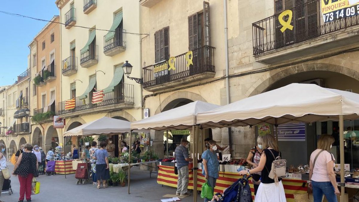 Imatge del mercat Fora Estocs que es va celebrar ahir a les Borges Blanques.