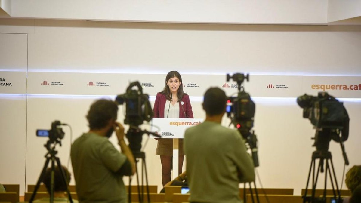 Marta Vilalta fue la encargada de hacer públicos los resultados del sondeo.