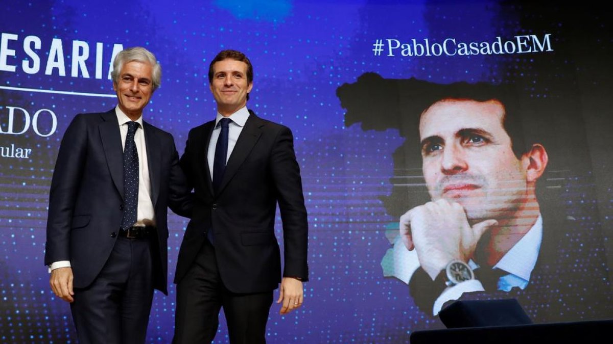Pablo Casado presentó ayer a Adolfo Suárez Illana como su número dos al Congreso por Madrid.