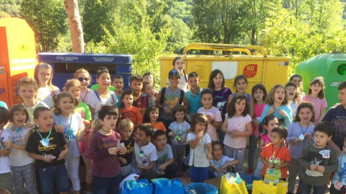 Alguns dels alumnes que van participar en la reivindicació.