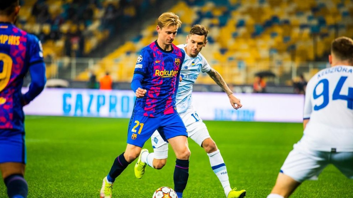 De Jong va reaparèixer després de la lesió.