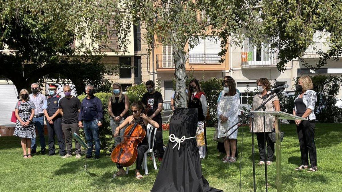 L’acte d’homenatge a les Borges als veïns morts a causa de la Covid.