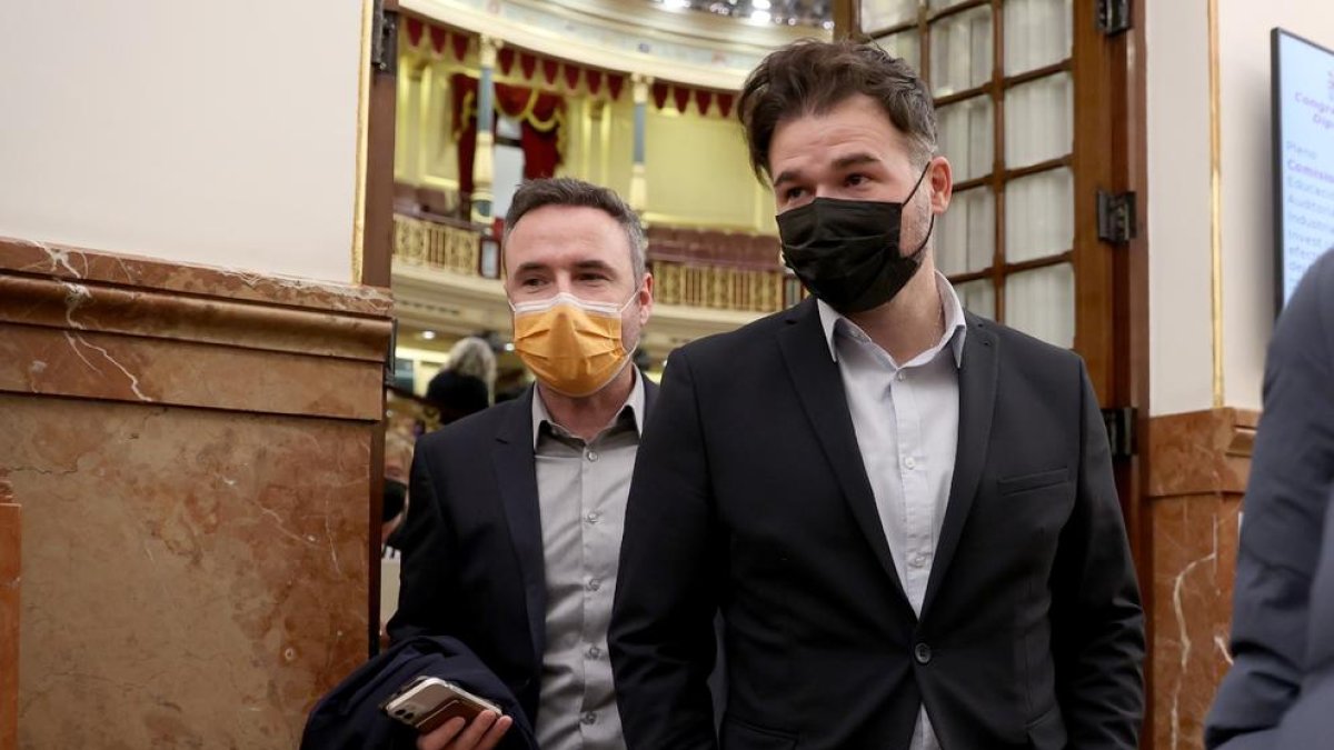 El republicano Gabriel Rufián, ayer a la salida del Pleno del Congreso.