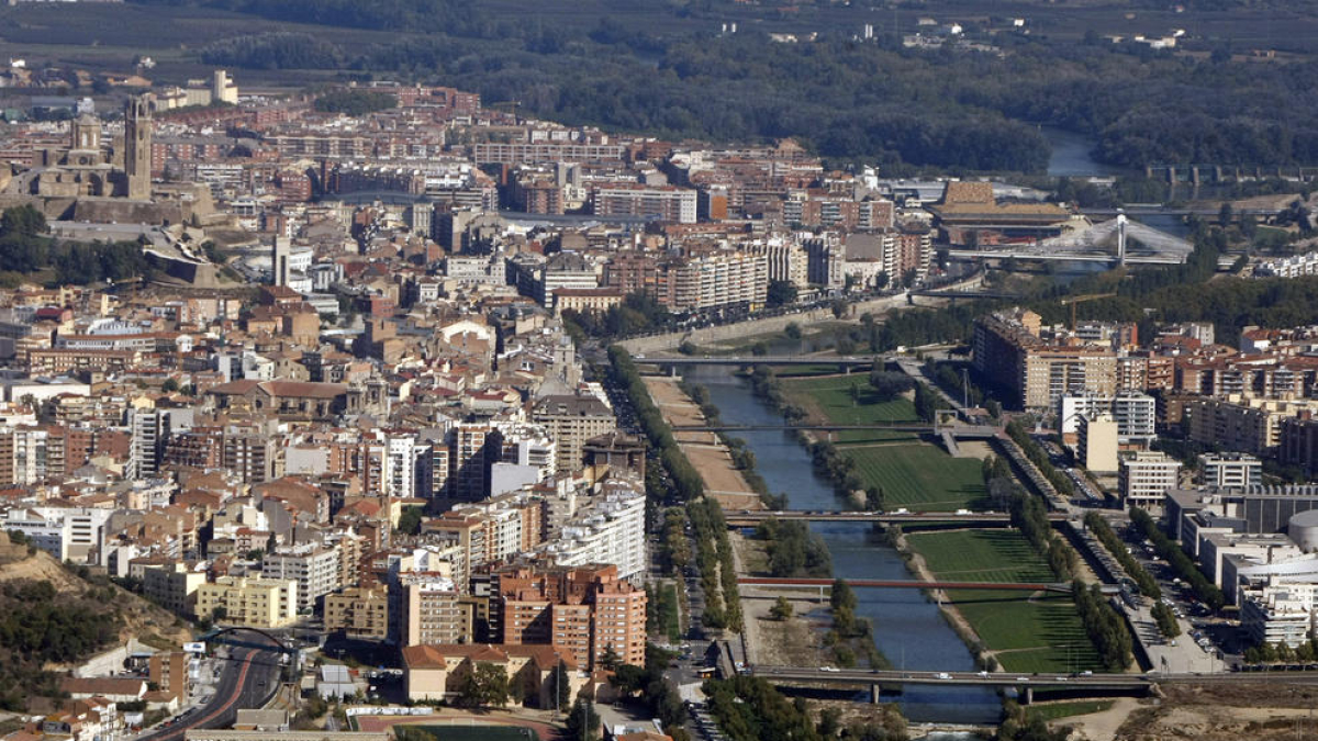 Vista aèria del centre de la ciutat de Lleida.