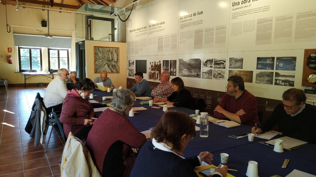 Arquitectes, restauradors, arqueòlegs i veïns participaran en la restauració de l'hospital de cartró de la Vall Fosca