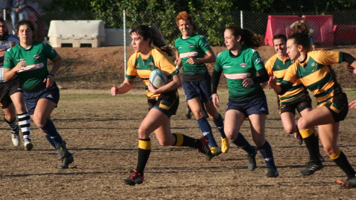 Una acción del partido entre el Inef Lleida y el Sitges.