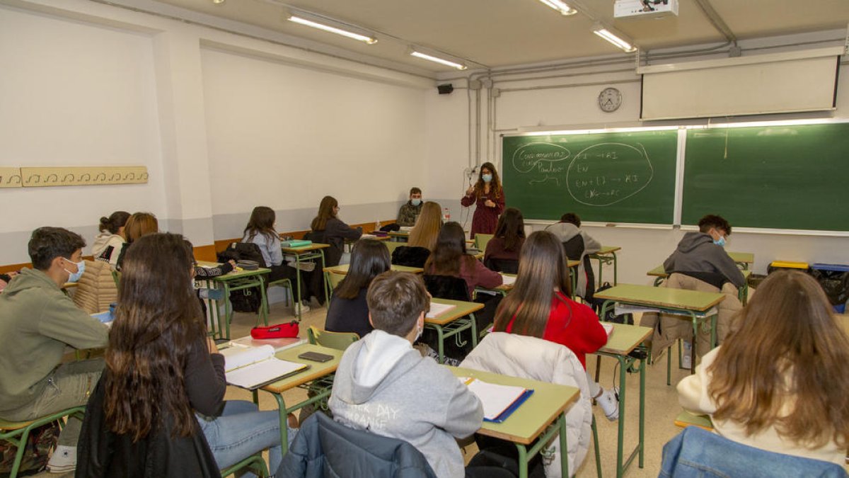 Imatge d’una classe de Batxillerat en un institut de Lleida.