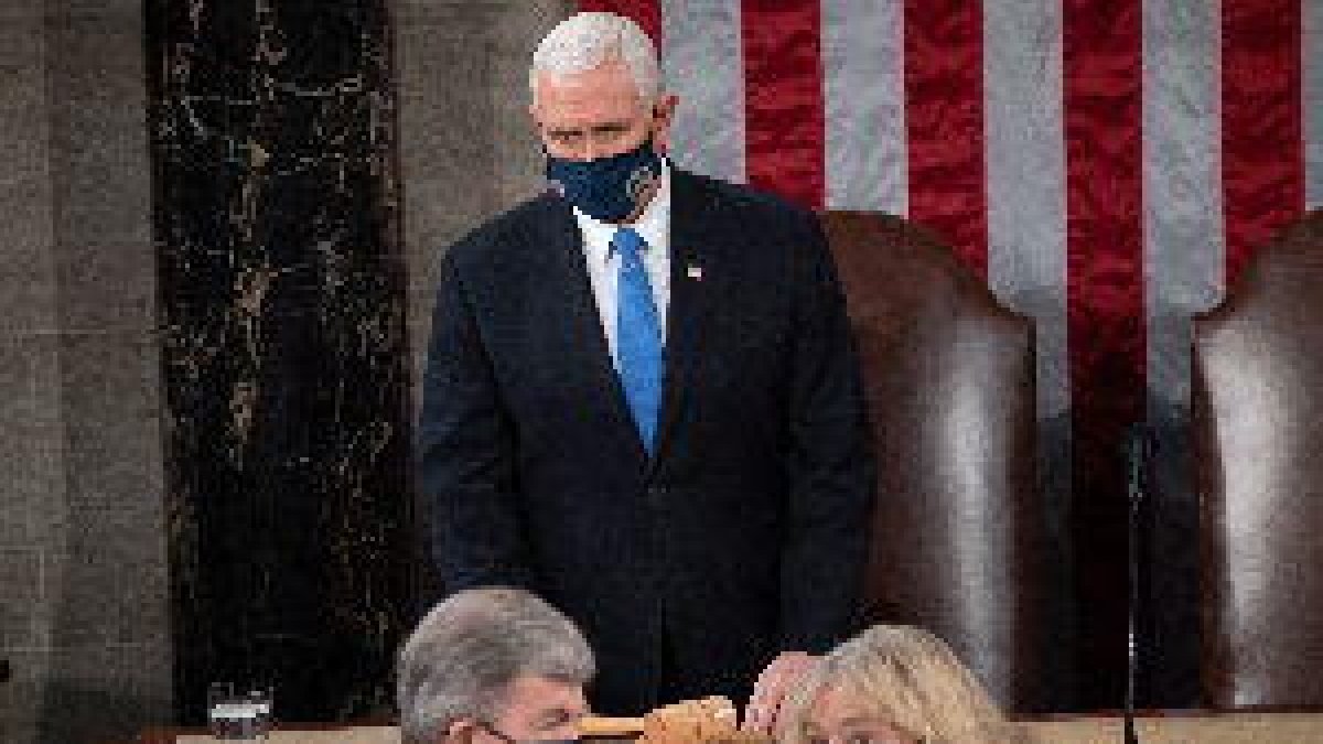 Trump culpa Pence del caos
