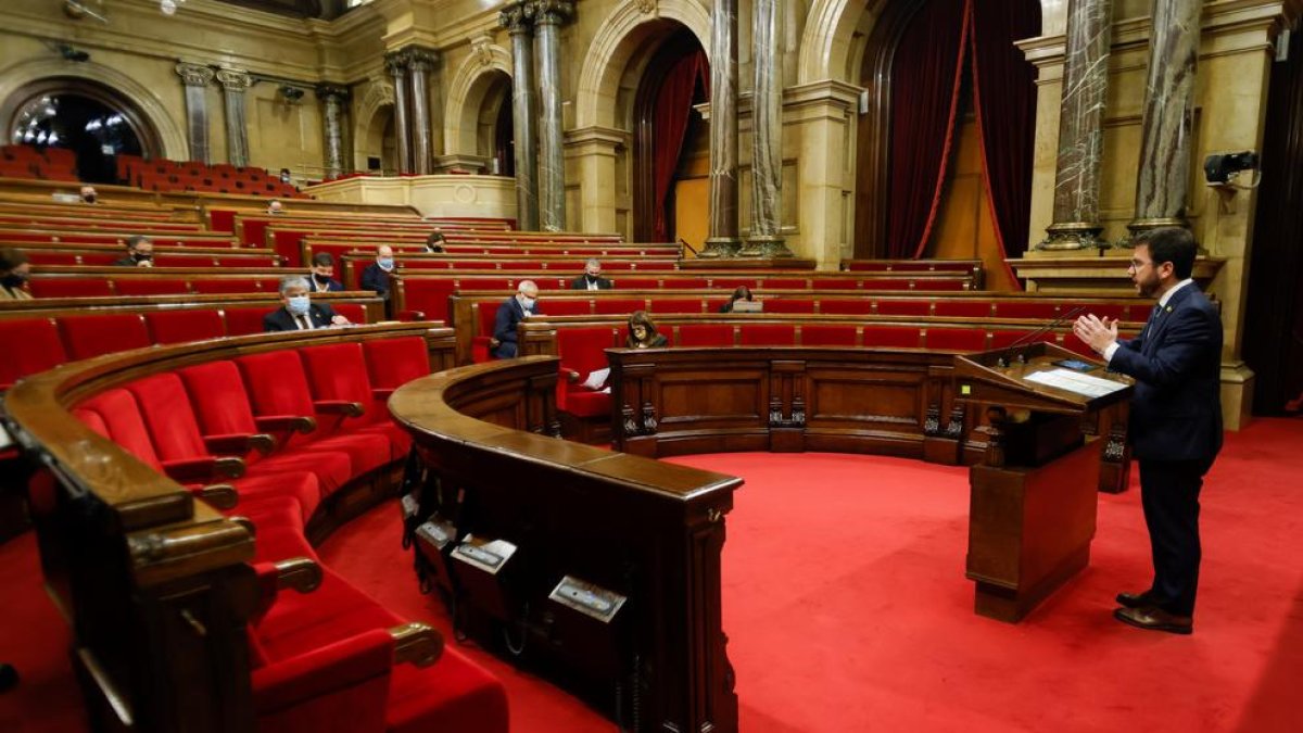 El vicepresidente del Govern, Pere Aragonés, durante su comparecencia ante la Diputación Permanente del Parlament