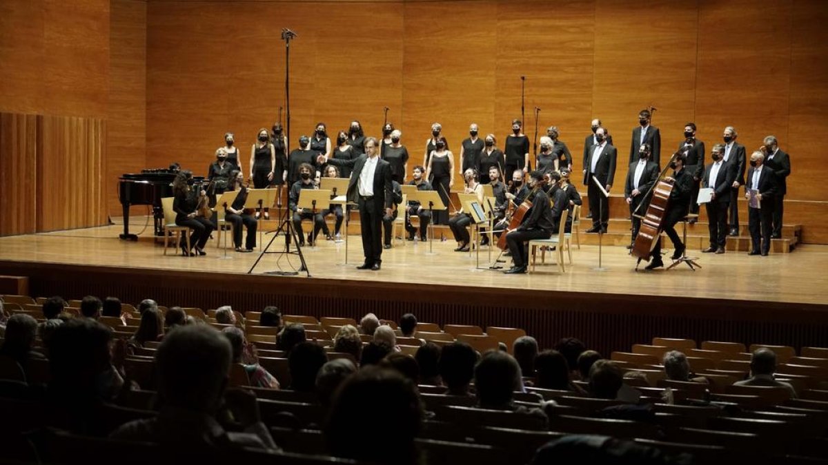 LleidArt Ensemble i les corals Shalom i UniCorn van tancar ahir el festival amb ‘Música Nocturna’.