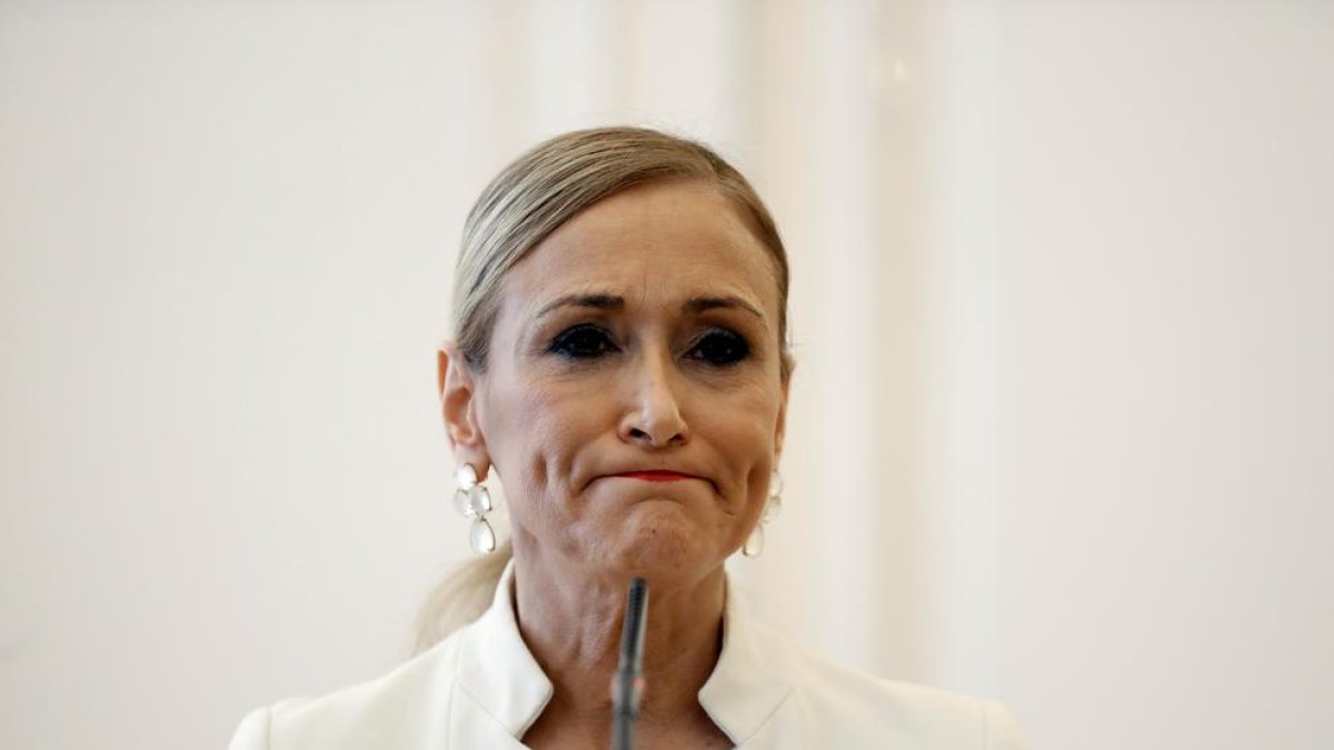 Imatge de Cristina Cifuentes el dia que va anunciar la dimissió.