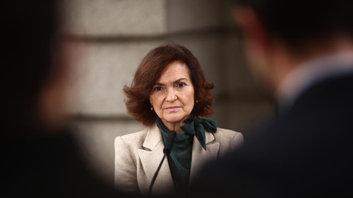 La vicepresidenta Calvo va agrair “de manera molt expressa” el suport rebut per aprovar el decret.