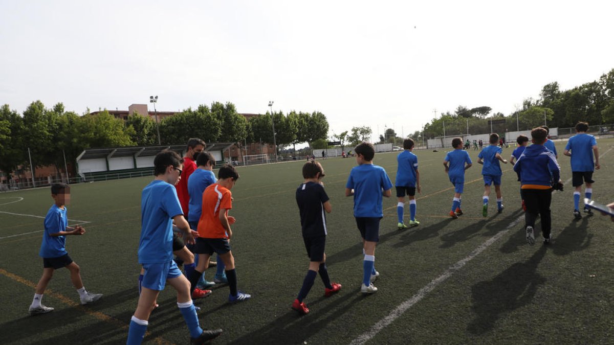 Un dels equips de base del Lleida, dilluns passat.