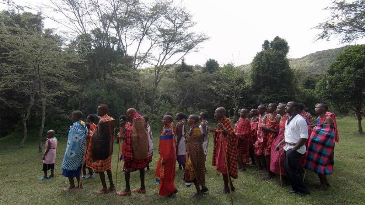 'Españoles en el...' recorre Kenia