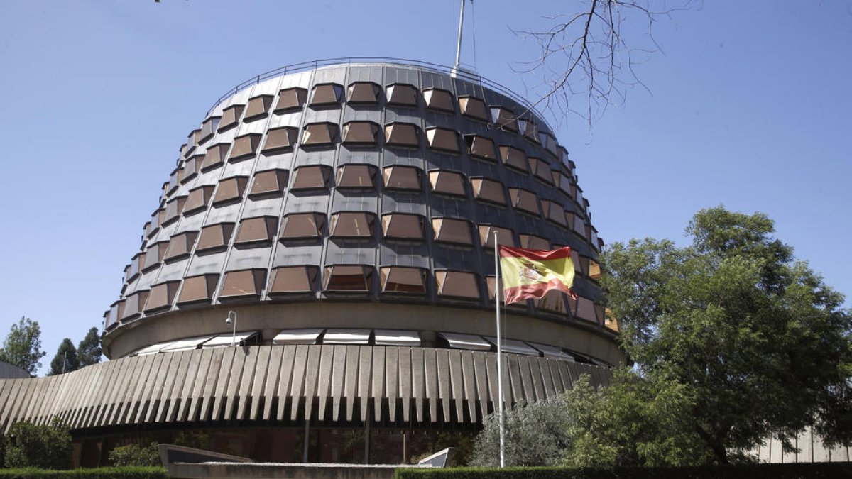El Constitucional rebutja emparar Junqueras però trenca la seua unanimitat