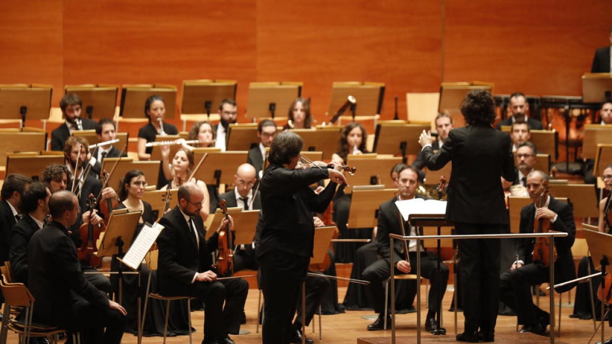 La OCM lleva el “Titán” de Mahler al Auditori