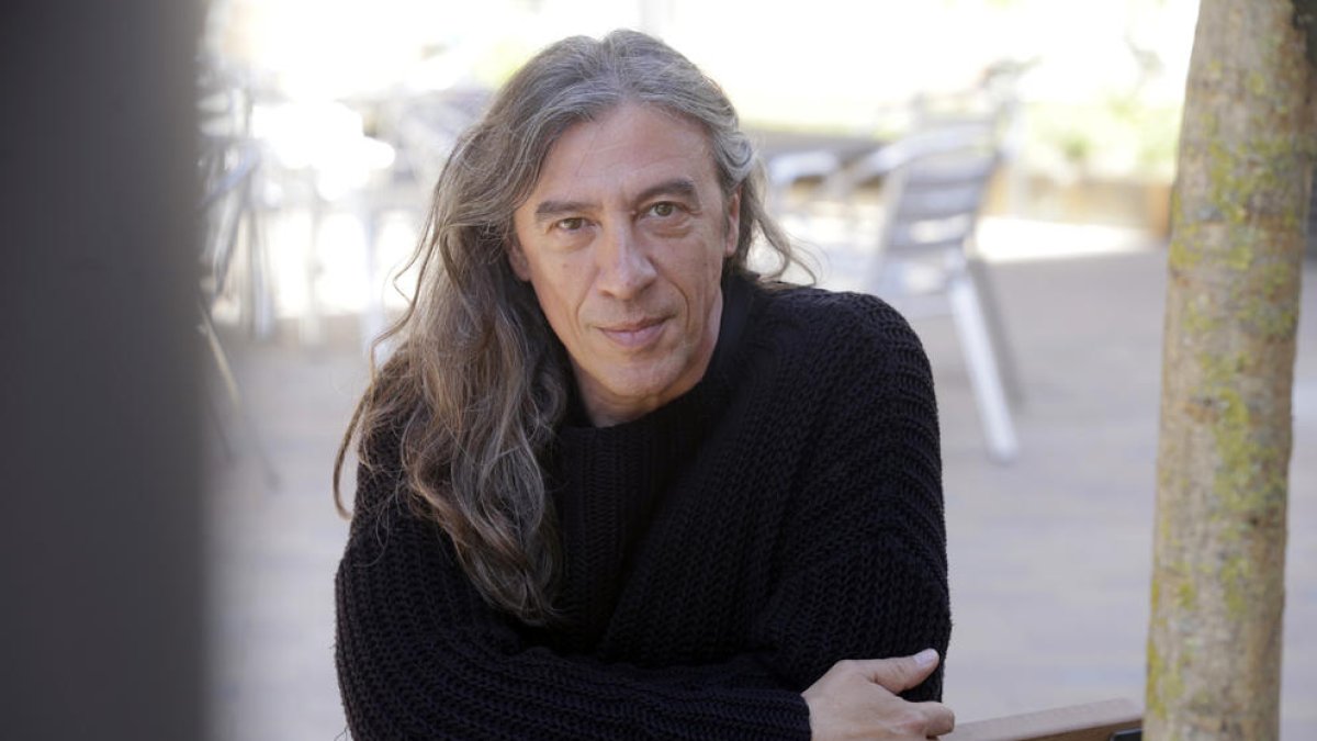 «Escriure una novel·la és un exercici de llibertat»