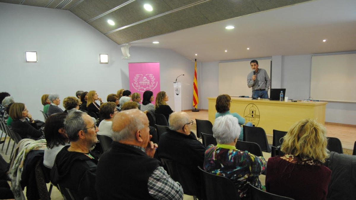 Conferència d’Aureli Esquerda sobre malalties rares al