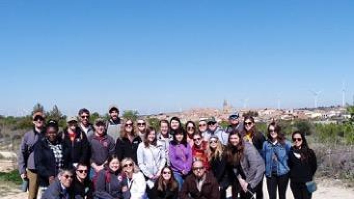 El grup d’estudiants nord-americans a la Granadella.