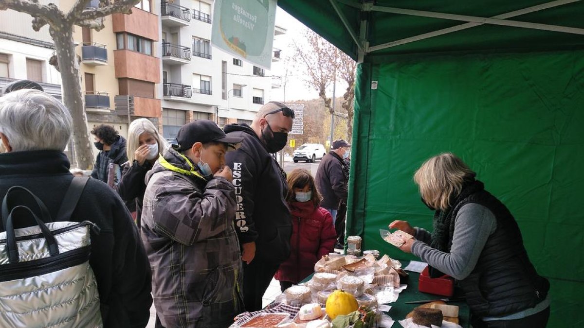 Una de las paradas de la Fira de Nadal de La Pobla de Segur.