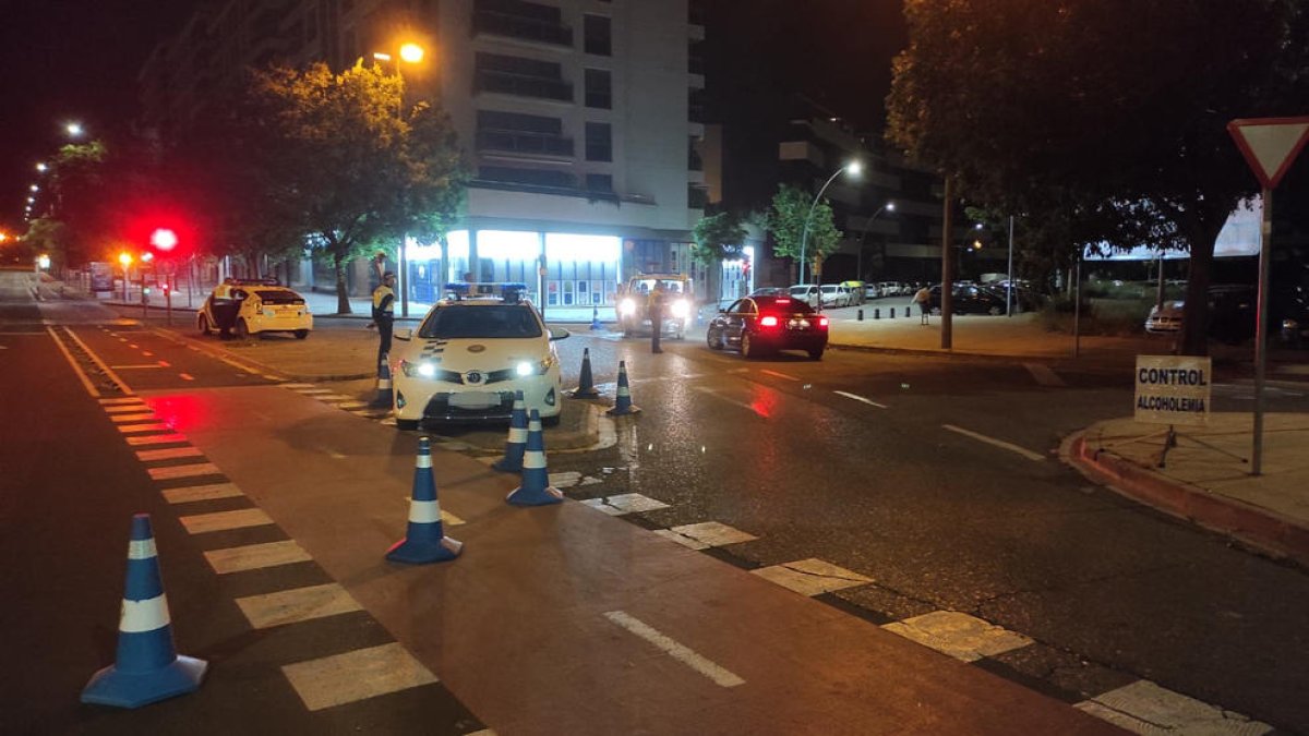 Vista del control a l’avinguda Catalunya ahir a la matinada.