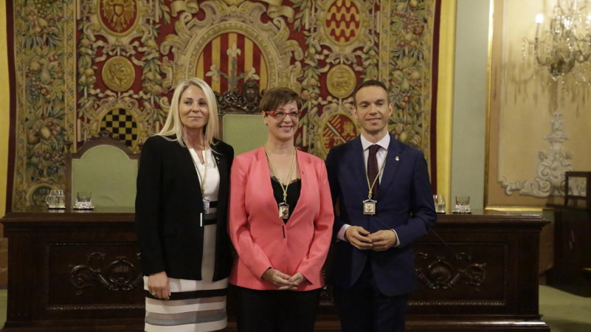 Maria Burrel, Ángeles Ribes i Osorio, que va dimitir, formaven el grup de Cs a l’inici d’aquest mandat.