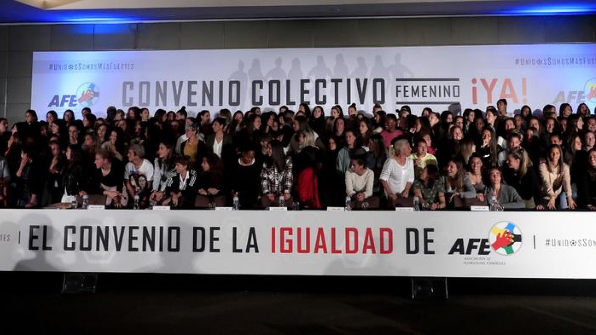 Las jugadoras de la Primera división española el pasado 22 de octubre cuando anunciaron por primera vez la posibilidad de ir a la huelga.