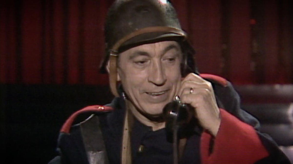 El maestro Miguel Gila en el espot.