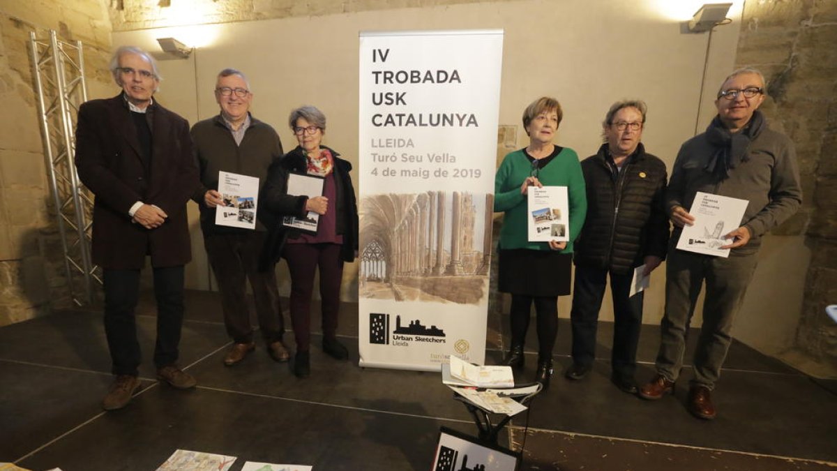 Presentació del IV Urban Sketchers de Catalunya, ahir a la Seu Vella.
