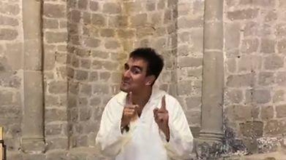 Lo Pau de Ponts dedica una canción al exobispo Xavier Novell