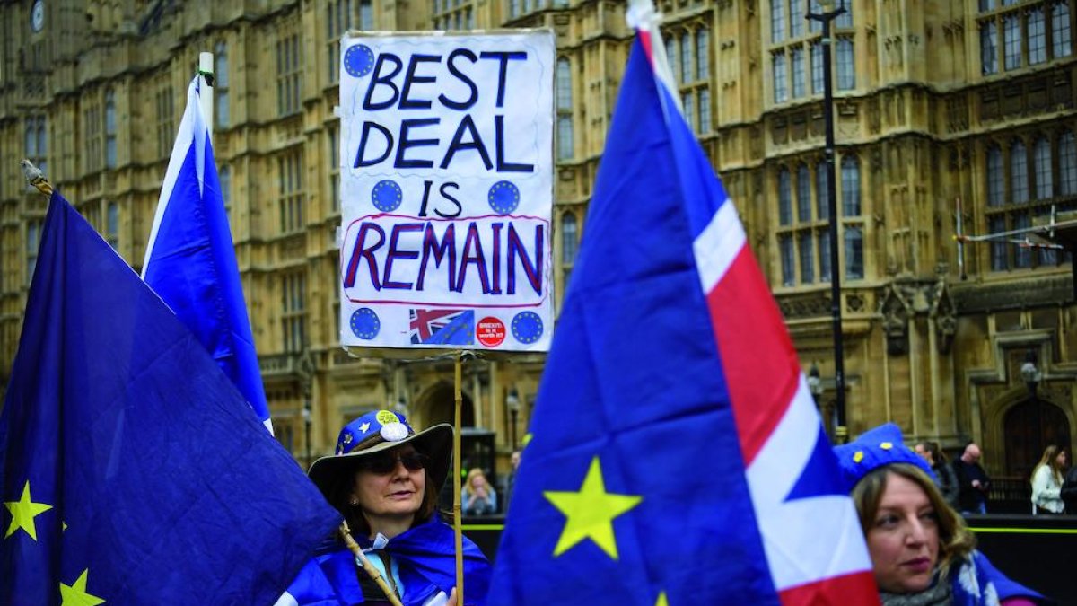 El Brexit manté dividida la societat britànica, amb constants protestes als carrers.