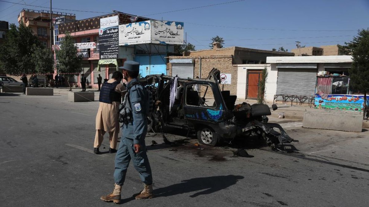 Fuerzas de seguridad de Afganistán en el escenario de un ataque.