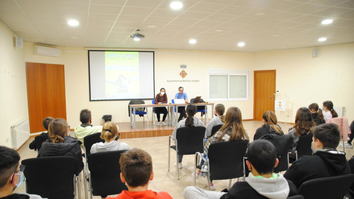 La presentación se llevó a cabo en la sala multifuncional.
