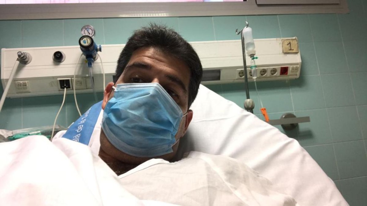 Estefania Rufach, ahir després de sortir de la Clínica Montserrat.